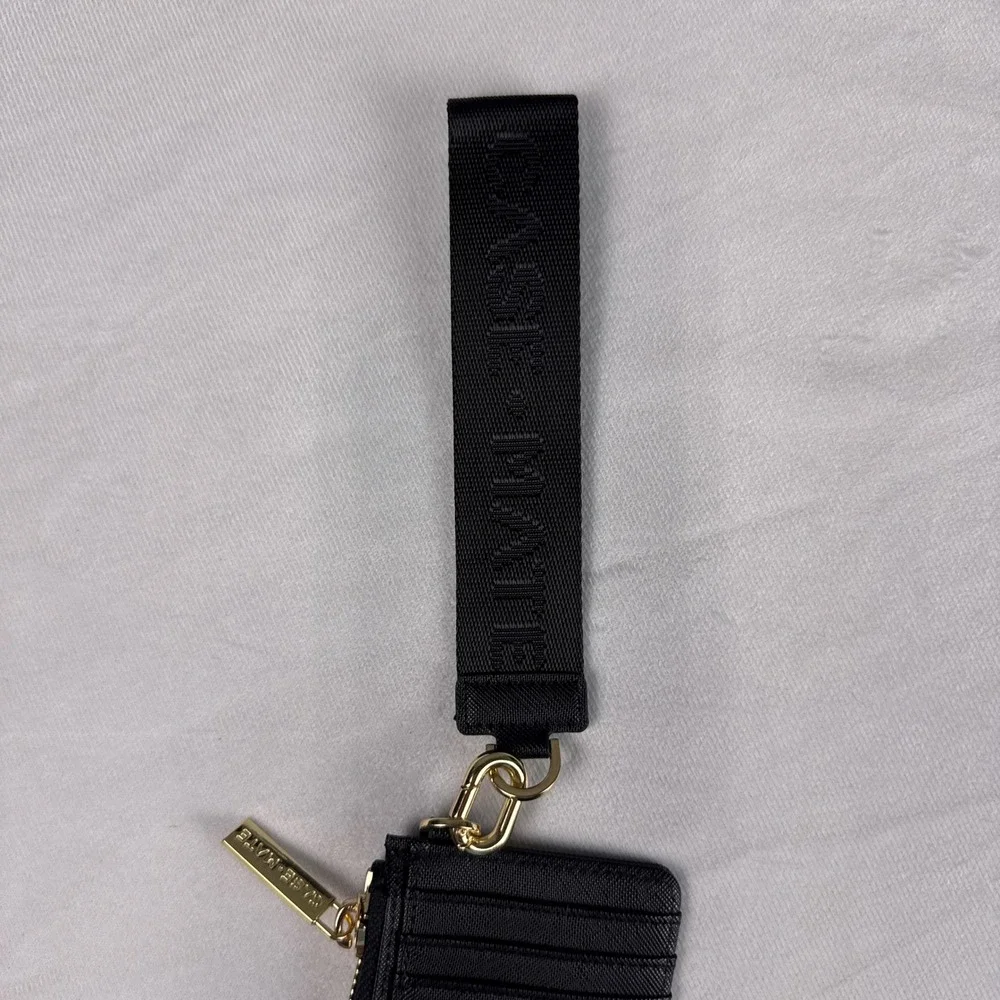 Case-Mate Essential Wristlet Set Wallet Black Saffiano Vegan Leather Universal